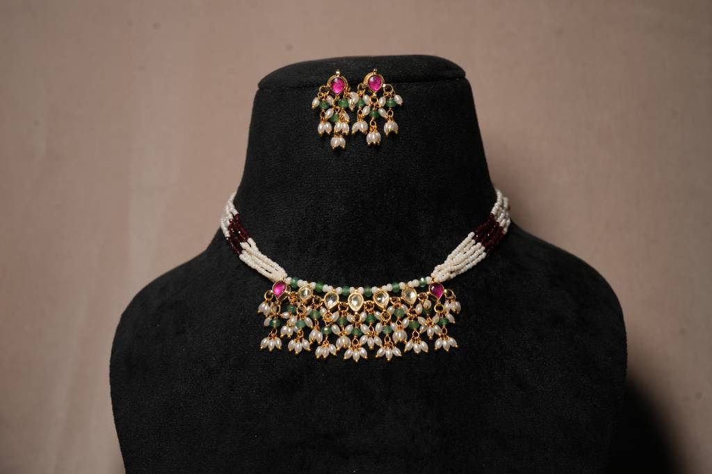 Kundan Necklace Set